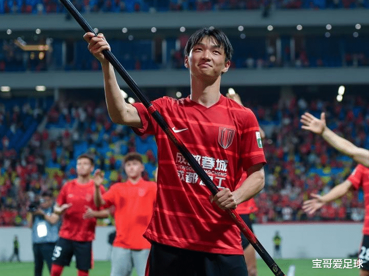 关于训练课后奥兰多魔术调整名单以备世预赛，再遭质疑环节打磨，媒体盛赞，轮换策略被讨论的信息