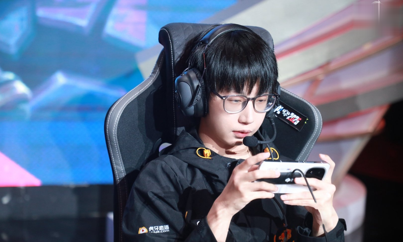 NG体育-电竞友谊赛焦点战：燕赵天狼队读秒扳平吴越白虎队，客场强势带走胜利。教练团队居功至伟的简单介绍