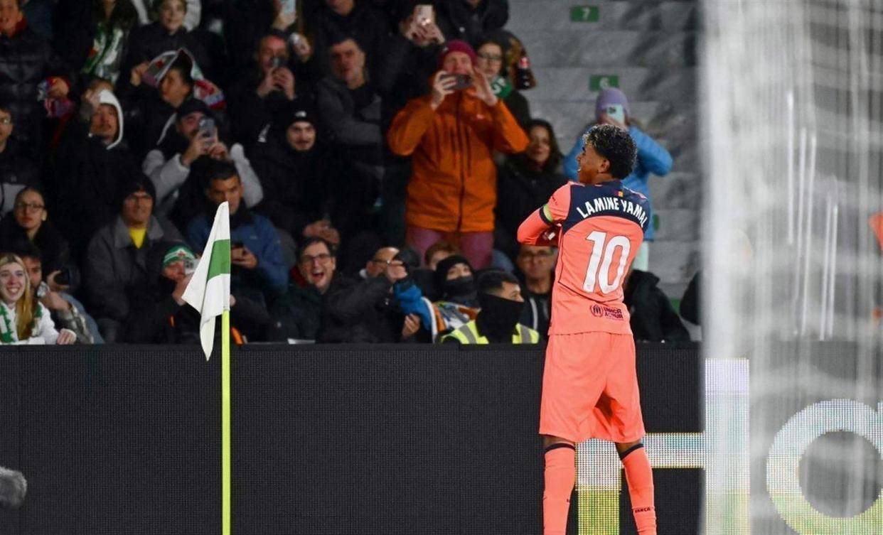 南宫体育-关于德布劳内爆冷击败皇家马德里，出色防守引爆全场！的信息